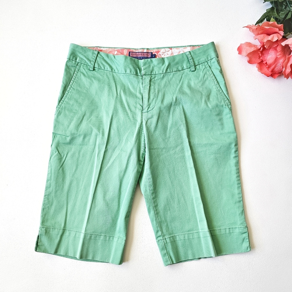 🍃 Vineyard Vines Green Bermuda Shorts | Women’s Size 6